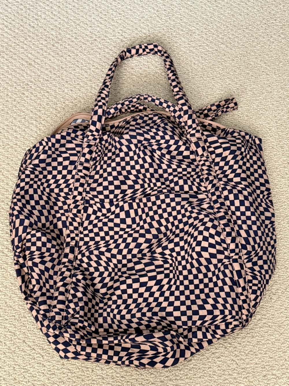Baggu Trippy checker cloud carry on like new - Picture 1 of 5